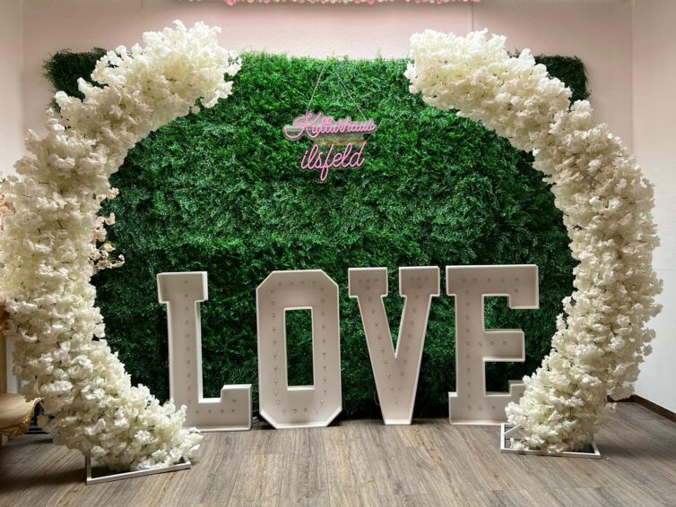 f43888a8-dd2a-42b1-9a4a-3a19c0b23ecb